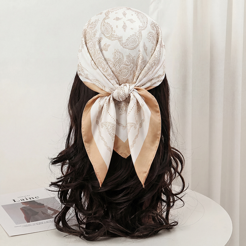 Vintage beige paisley print vi - Silk Neck Scarf recensie en prijs