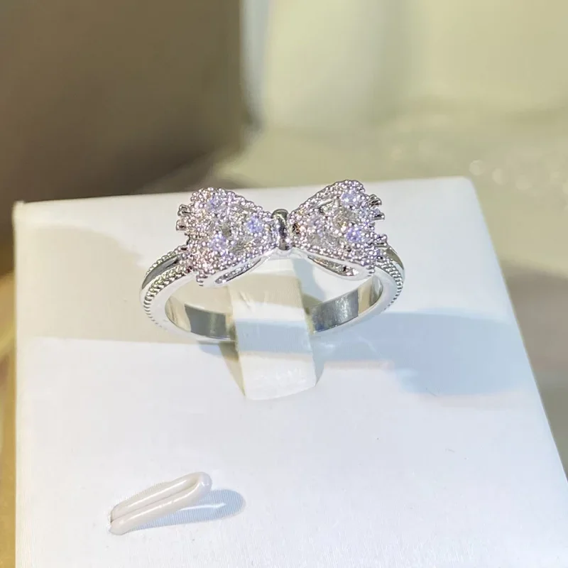 Fancy Bow Ring met oogverblind - Tie Clip Silver recensie en prijs